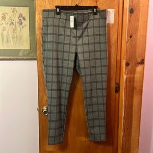 Ladies Loft slim leg pants. New XL